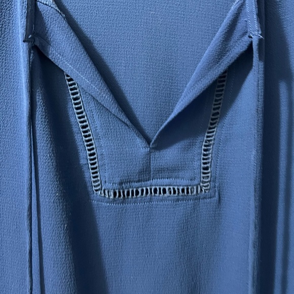 VINCE CAMUTO WOMENS BLOUSE SIZE MEDIUM BLUE LONG SLEEVE - Picture 2 of 7